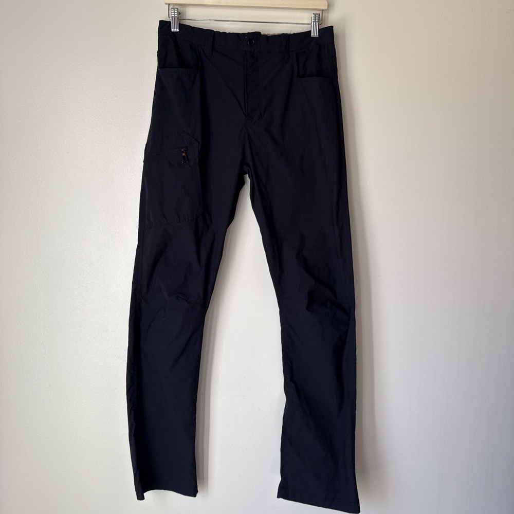 Canada Weather Gear Pants Men Size M Gorpcore Utility Cargo Black Hiking Outdoor